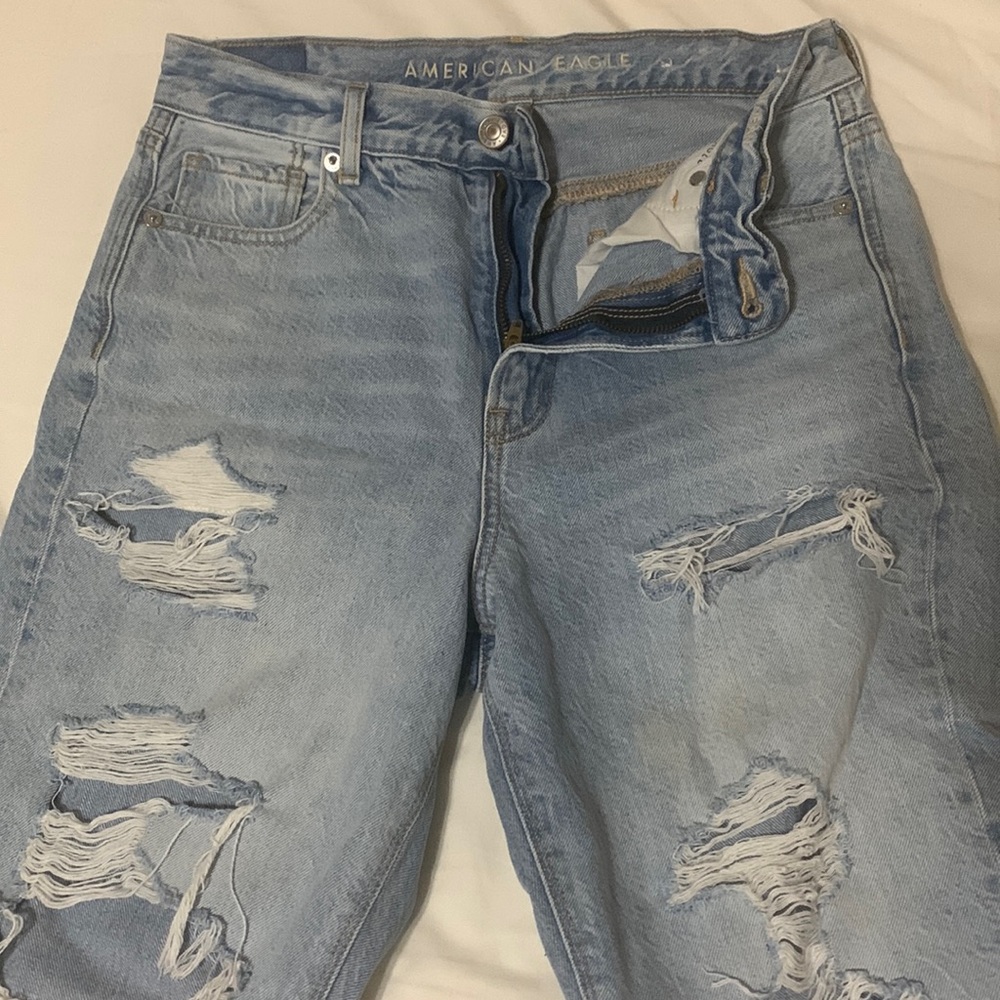 American Eagle Mom Jeans (Size: 4 Long)